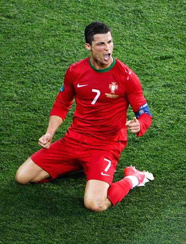 博洛尼亚vs克雷莫内塞：奥尔索利尼、胡安-米兰达首发，瓦尔迪、奥代罗出战（博洛尼亚对阵克雷莫内塞：奥尔索利尼、胡安-米兰达先发，瓦尔迪、奥代罗出场）