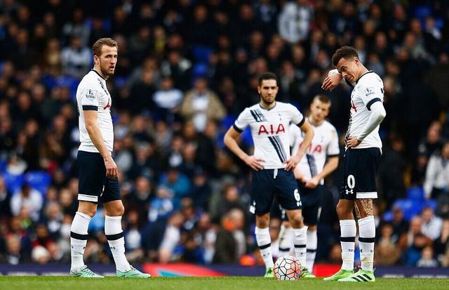 给老大哥先打个样？欧青联国米5-0狂胜利物浦（替一队先立威？欧青联国米5-0大胜利物浦）