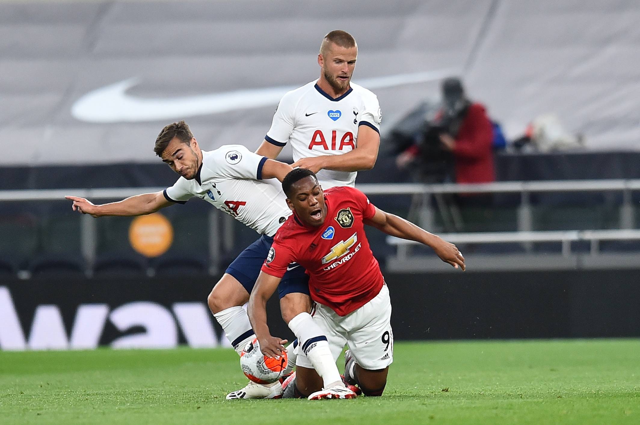 暖心！独行侠队今天为欧文的女儿阿祖莉·欧文送上生日祝福