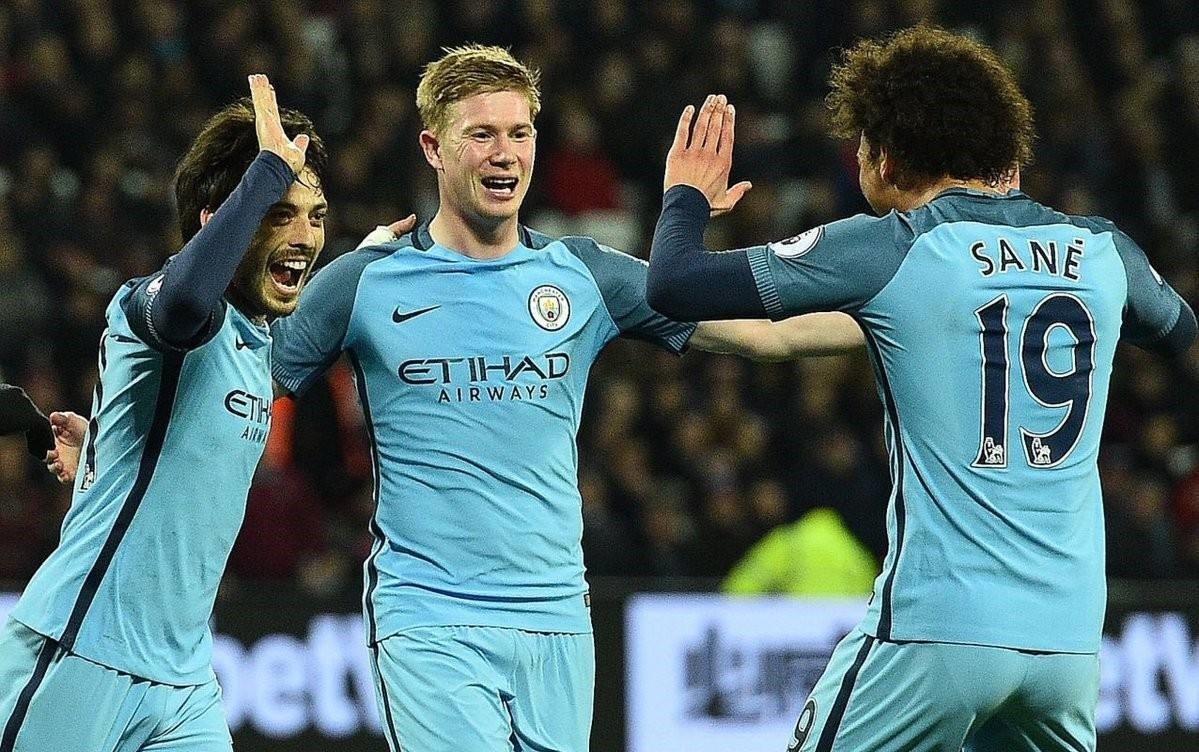 队报：维尼修斯冬窗无意离队，皇马高层仍想和维尼修斯完成续约（队报：维尼修斯不考虑冬窗离队，皇马管理层仍力促续约）