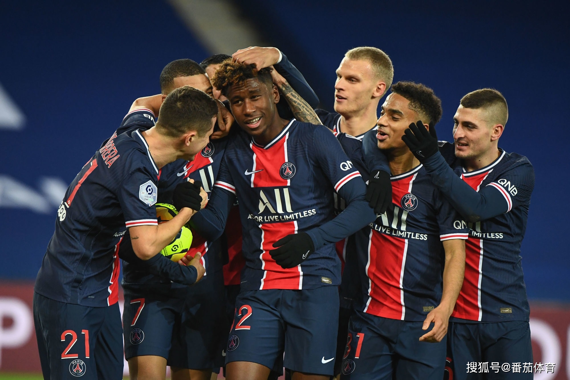 阿布扎比F1一练综述：诺里斯夺冠，维斯塔潘紧随其后，勒克莱尔居第三