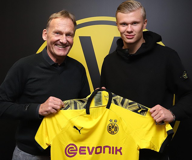 FIFA 官方回应本轮争议判罚，引起热议