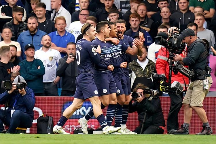 德甲保级大战愈加激烈（德甲保级之争日趋白热化）