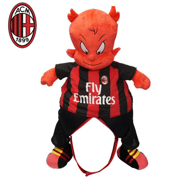 内维斯国家队和俱乐部近17场攻入11球，生涯此前146场仅进9球（内维斯国家队+俱乐部近17场轰11球，此前146场仅进9球）