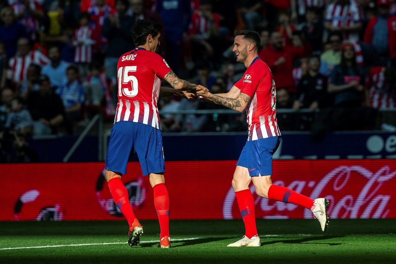 法甲半场：克瓦拉茨赫利亚、马尤鲁建功，巴黎暂2-0雷恩（法甲半场战报：克瓦拉茨赫利亚、马尤鲁破门，巴黎暂以2-0领先雷恩）