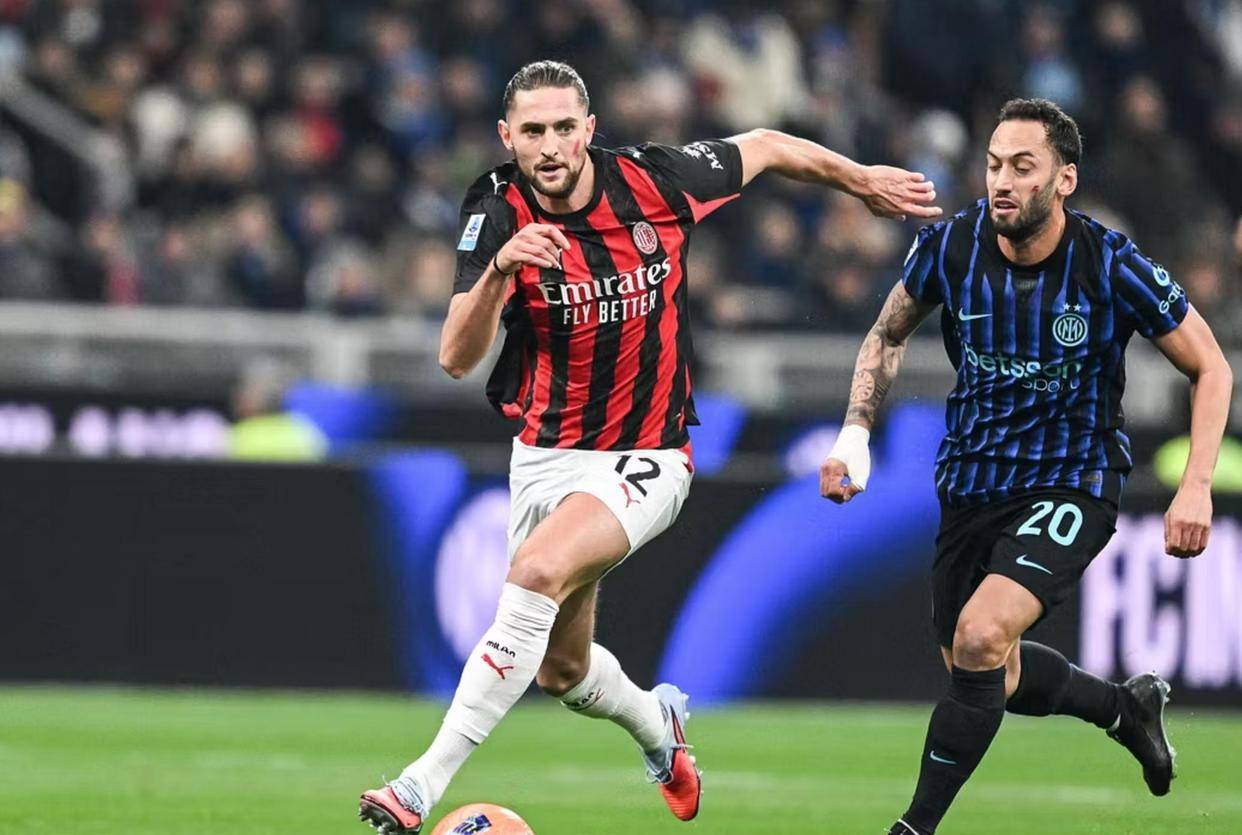 新疆一家进出口贸易公司向阿图什市捐赠足球场，价值1亿元（新疆一进出口贸易企业向阿图什市捐建足球场，捐资1亿元）