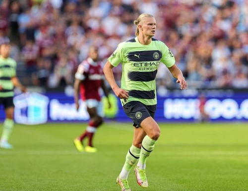 篮球勇士替补球员贡献关键分数